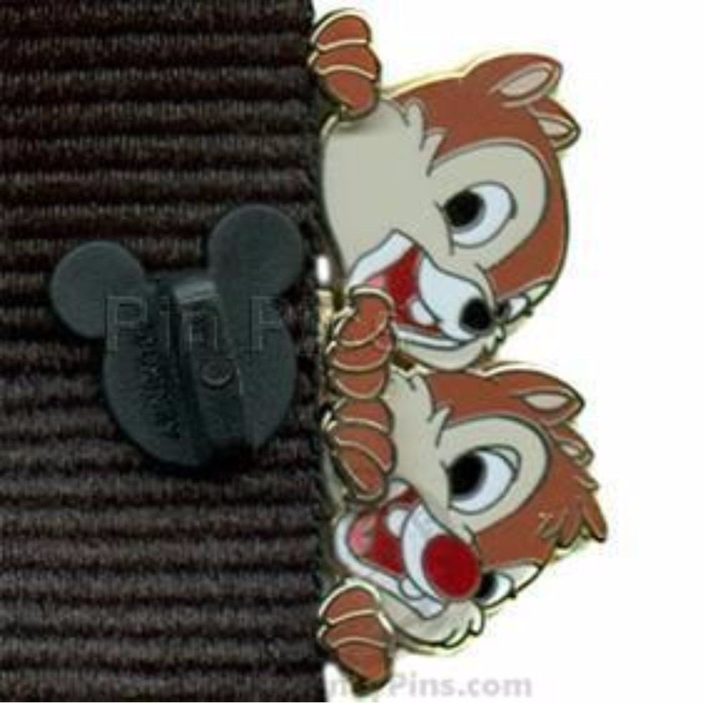 Disney Pin Chip Dale DLR Crazy Peeking‎ chipmunks 60329 Lanyard Peeker Series